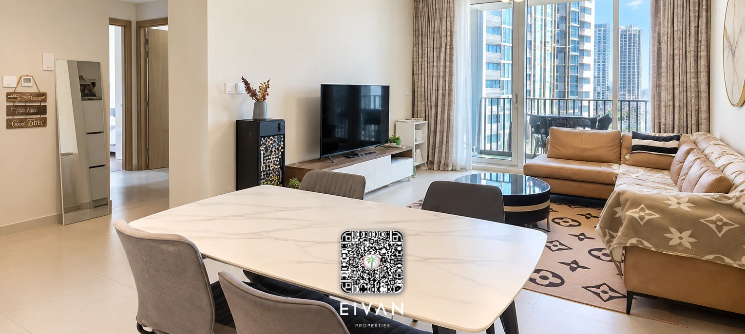 Spacious | Park and Water View | with Balcony